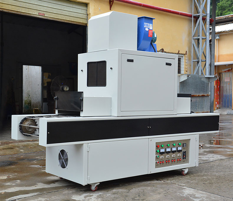 商標(biāo)標(biāo)簽UV照射機(jī) 商標(biāo)標(biāo)簽UV照射機(jī)